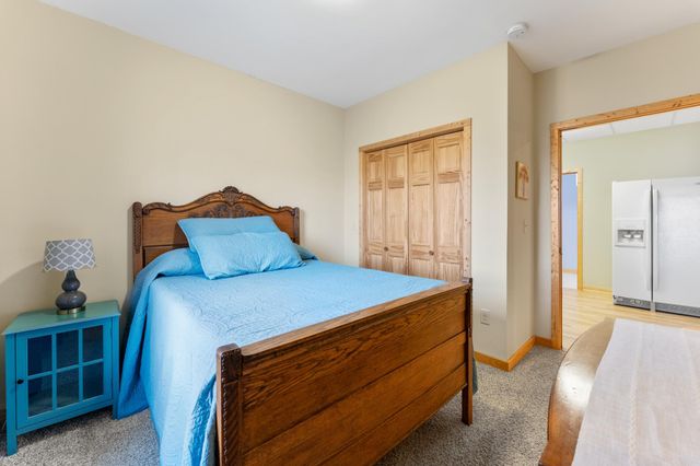 2828 W River Road, Mora, MN 55051