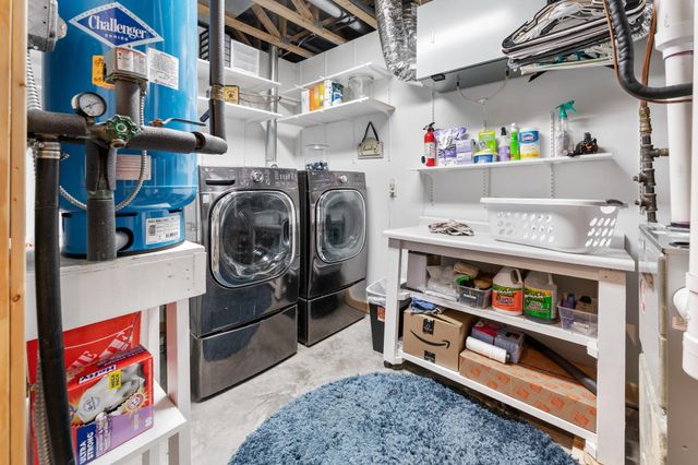 2828 W River Road, Mora, MN 55051