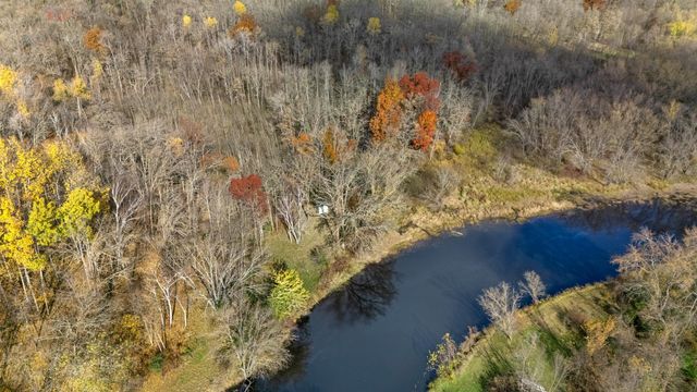 2828 W River Road, Mora, MN 55051