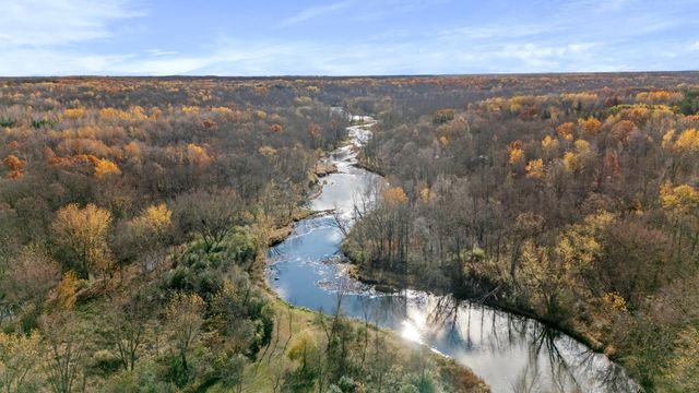 2828 W River Road, Mora, MN 55051