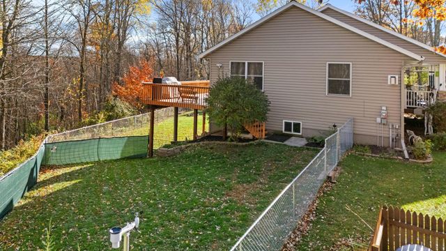 2828 W River Road, Mora, MN 55051