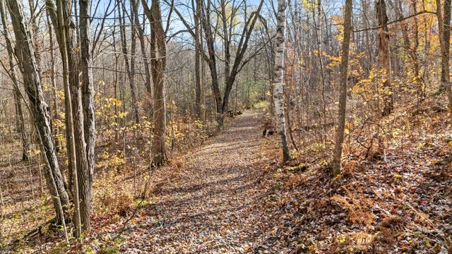 2828 W River Road, Mora, MN 55051