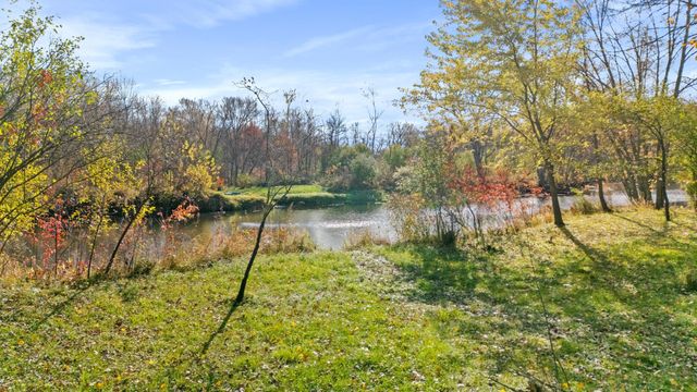 2828 W River Road, Mora, MN 55051