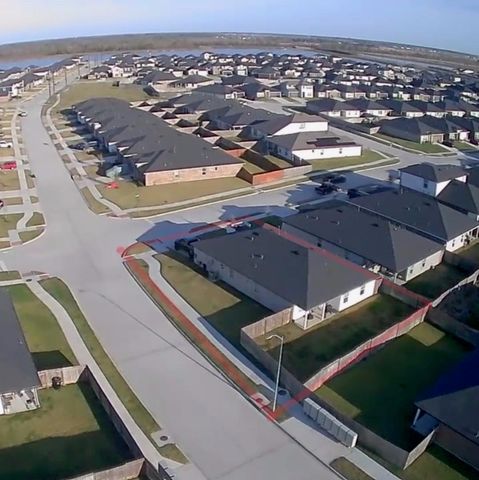 7802 Murciana Drive, Rosharon, TX 77583