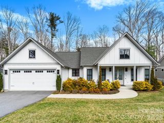 215 Lindsey Farm Drive, Flat Rock, NC 28731