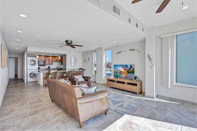 6140 MIDNIGHT PASS ROAD 101, Sarasota, FL 34242