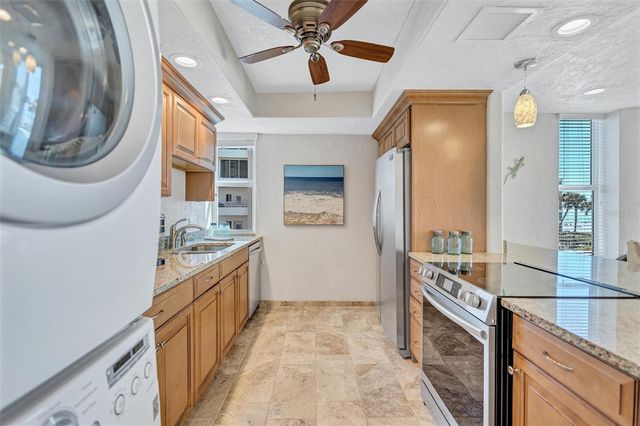 6140 MIDNIGHT PASS ROAD 101, Sarasota, FL 34242