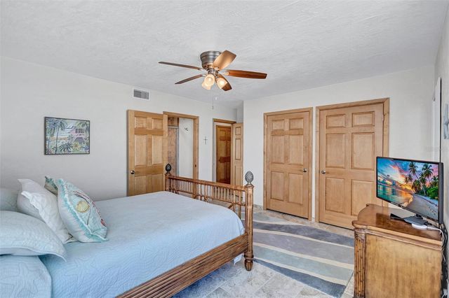 6140 MIDNIGHT PASS ROAD 101, Sarasota, FL 34242