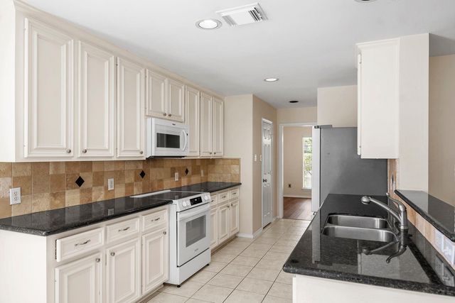 15311 Redbud Berry Way, Cypress, TX 77433