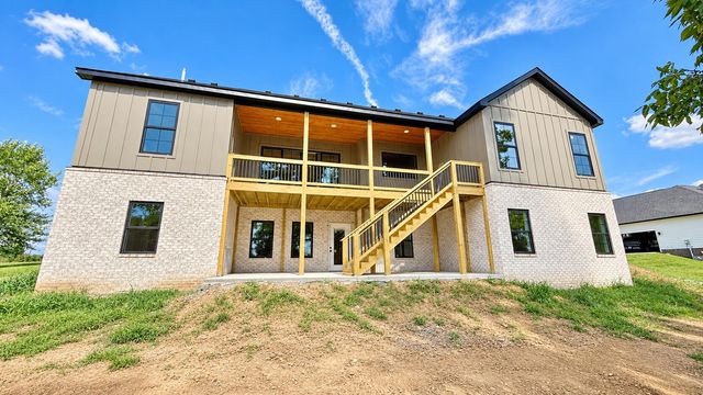2030 West Court, Richmond, KY 40475