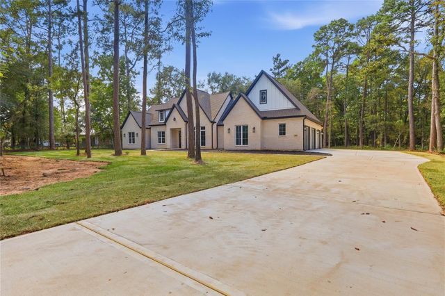 207 Creekside, Magnolia, TX 77354