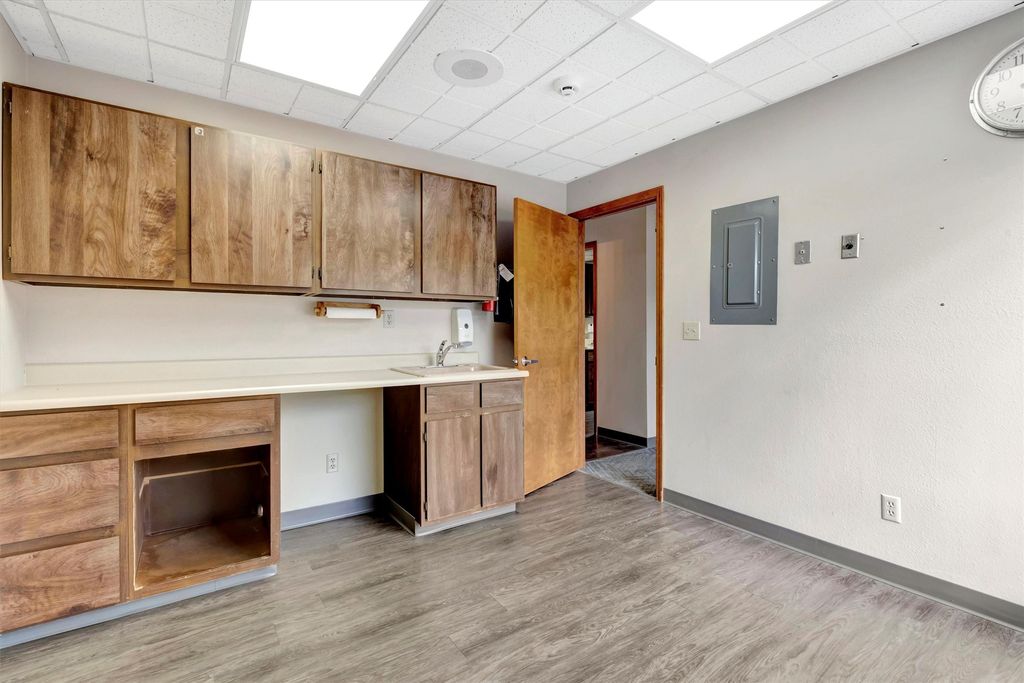 690 SW Higgins Avenue E&F, Missoula, MT 59803 photo 16