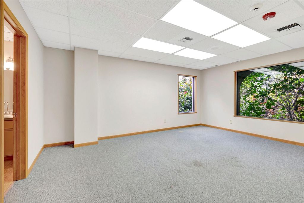 690 SW Higgins Avenue E&F, Missoula, MT 59803 photo 28