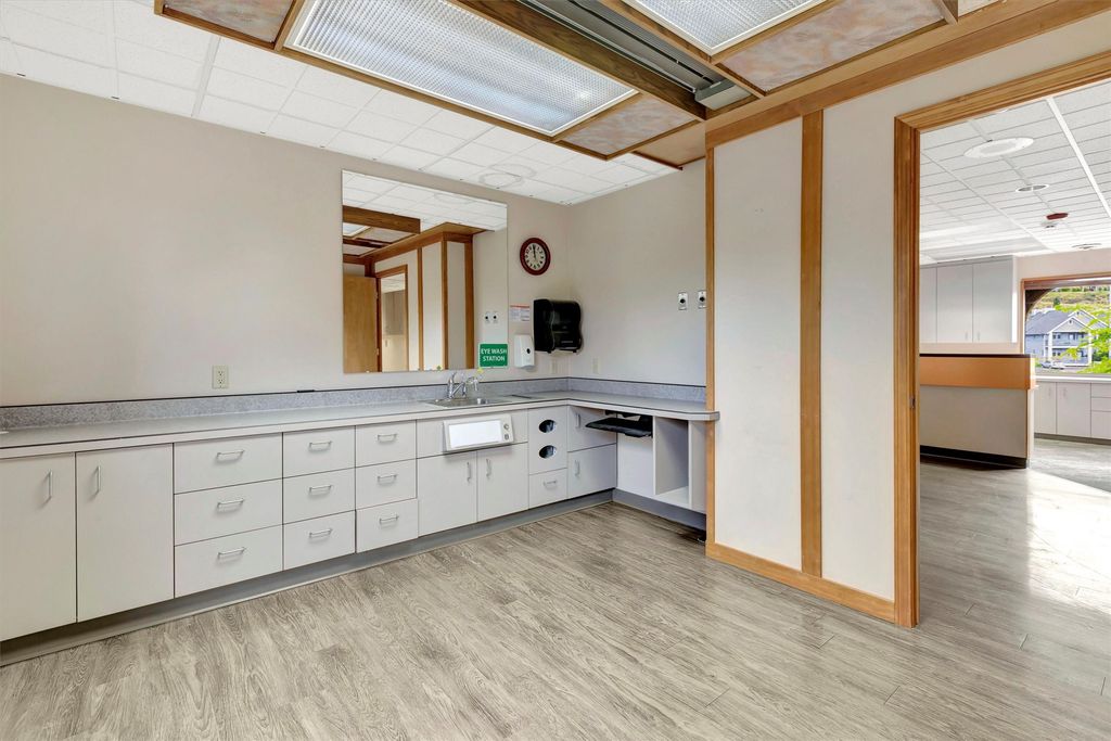 690 SW Higgins Avenue E&F, Missoula, MT 59803 photo 7