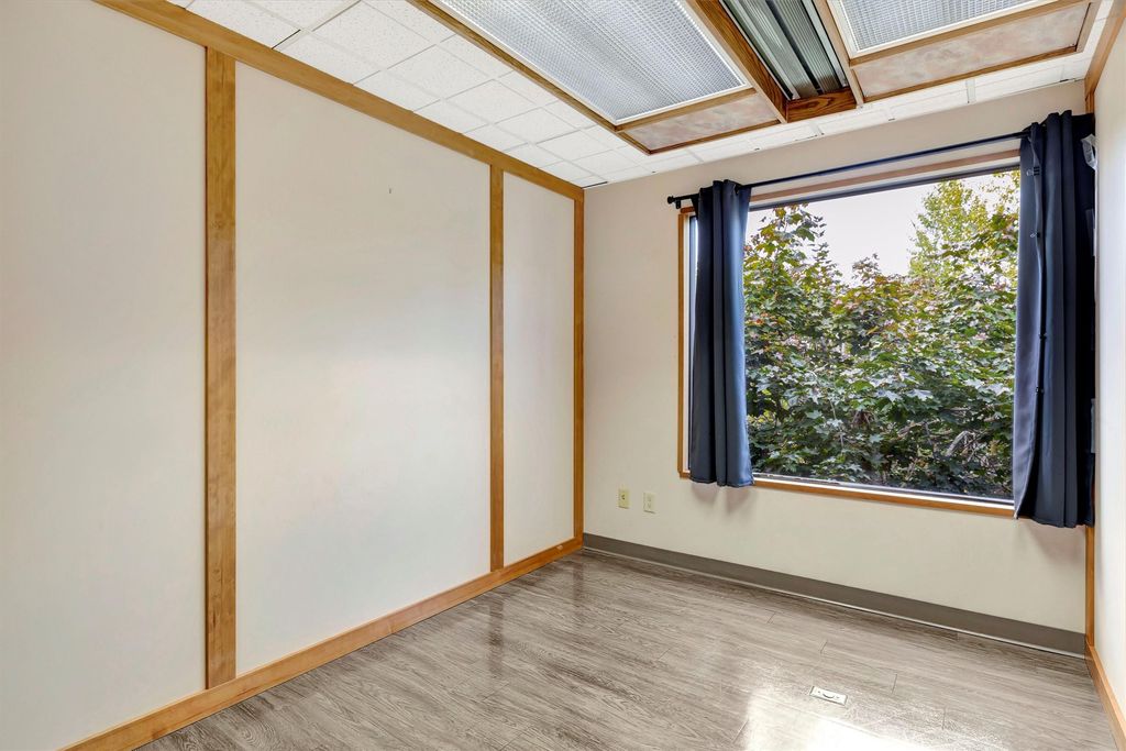 690 SW Higgins Avenue E&F, Missoula, MT 59803 photo 9