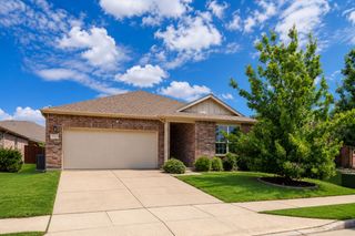 3013 Manuel Creek Drive, Little Elm, TX 75068