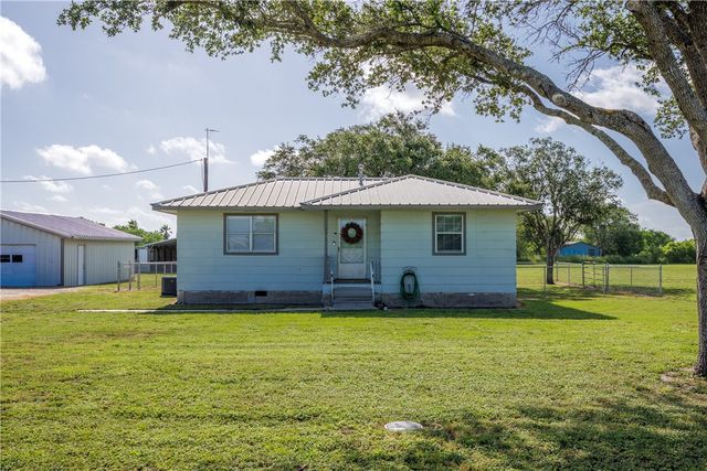 630 S County Road 305, Orange Grove, TX 78372