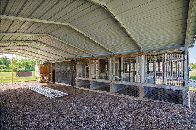 630 S County Road 305, Orange Grove, TX 78372