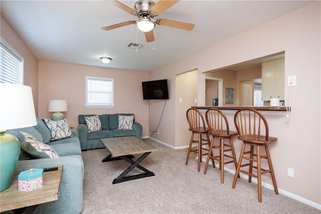 630 S County Road 305, Orange Grove, TX 78372