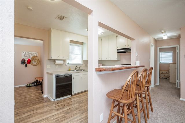 630 S County Road 305, Orange Grove, TX 78372