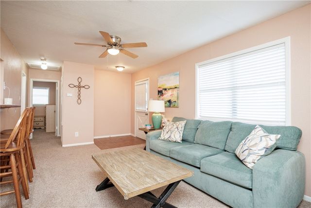 630 S County Road 305, Orange Grove, TX 78372
