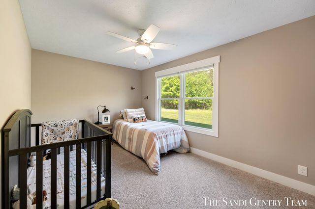 12400 Lincoln Farms Drive, Grand Haven, MI 49417