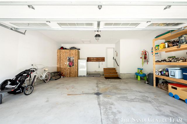 12400 Lincoln Farms Drive, Grand Haven, MI 49417