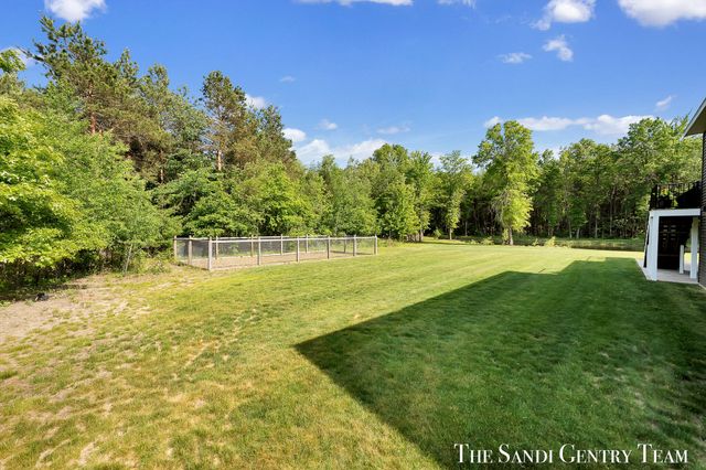 12400 Lincoln Farms Drive, Grand Haven, MI 49417