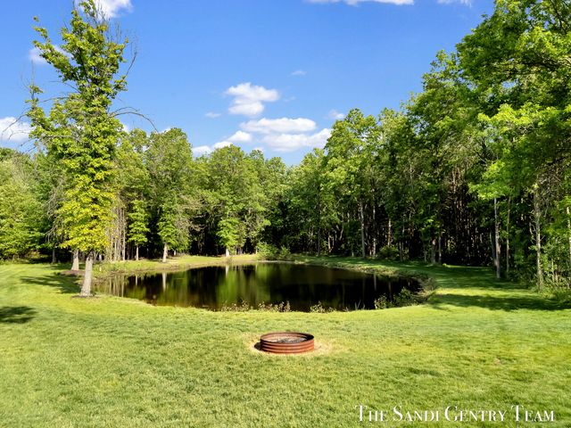 12400 Lincoln Farms Drive, Grand Haven, MI 49417