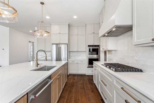 1107 Mount Auburn Avenue, Dallas, TX 75223