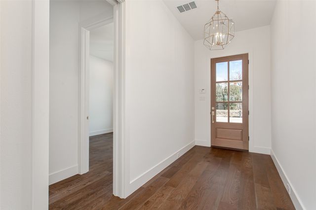 1107 Mount Auburn Avenue, Dallas, TX 75223