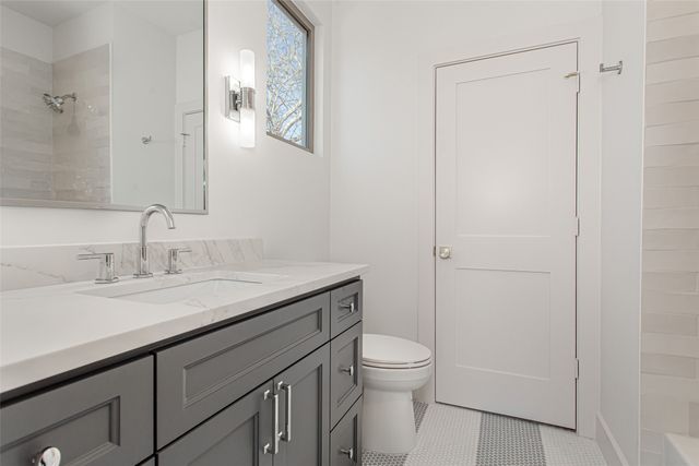 1107 Mount Auburn Avenue, Dallas, TX 75223