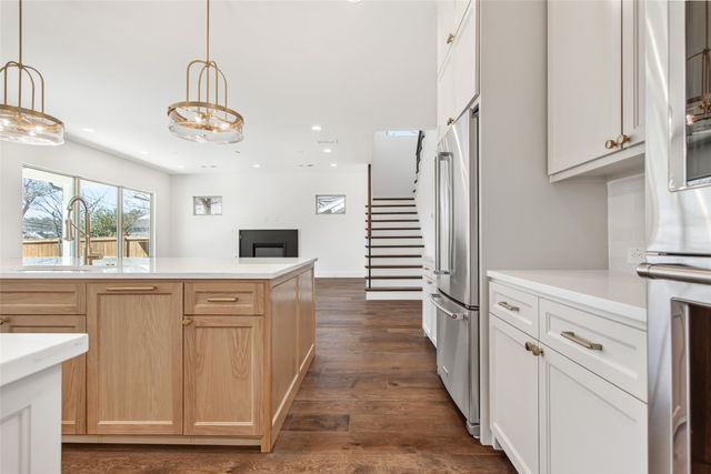 1107 Mount Auburn Avenue, Dallas, TX 75223