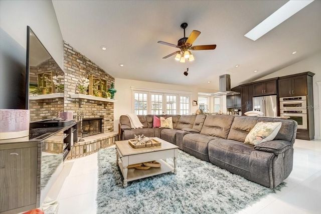 7233 BRANCHTREE DRIVE, Orlando, FL 32835