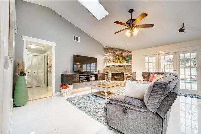 7233 BRANCHTREE DRIVE, Orlando, FL 32835