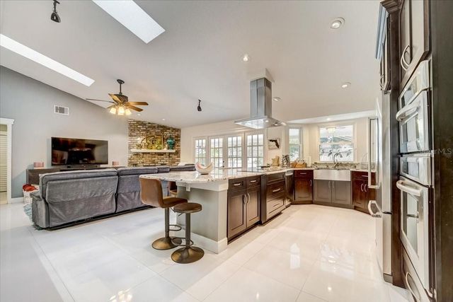 7233 BRANCHTREE DRIVE, Orlando, FL 32835