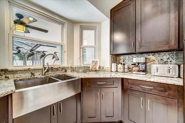 7233 BRANCHTREE DRIVE, Orlando, FL 32835