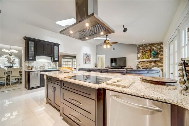 7233 BRANCHTREE DRIVE, Orlando, FL 32835