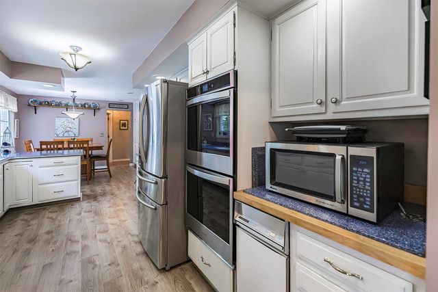 326 W ARLINGTON Road, Erie, PA 16509