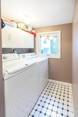 326 W ARLINGTON Road, Erie, PA 16509