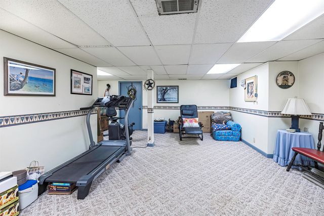 326 W ARLINGTON Road, Erie, PA 16509