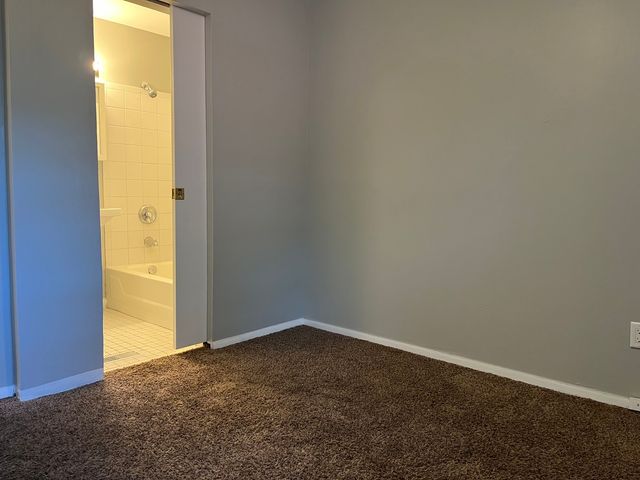 2065 219th Place, Sauk Village, IL 60411