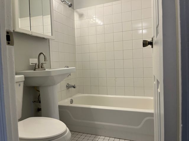 2065 219th Place, Sauk Village, IL 60411