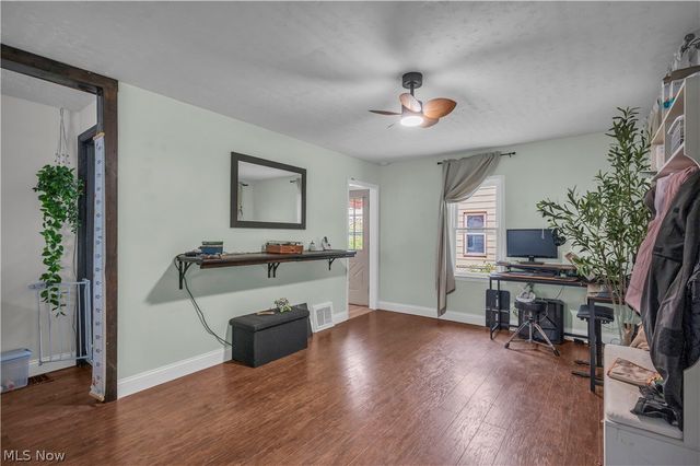 926 Warwick Drive, Sheffield Lake, OH 44054