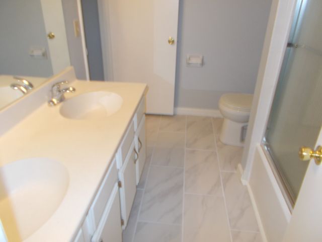 306 Woodview Ct, Old Hickory, TN 37138