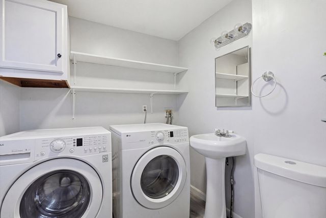 6 Cranshaw Pl, Lawrence, MA 01841