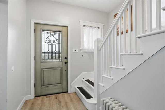 6 Cranshaw Pl, Lawrence, MA 01841