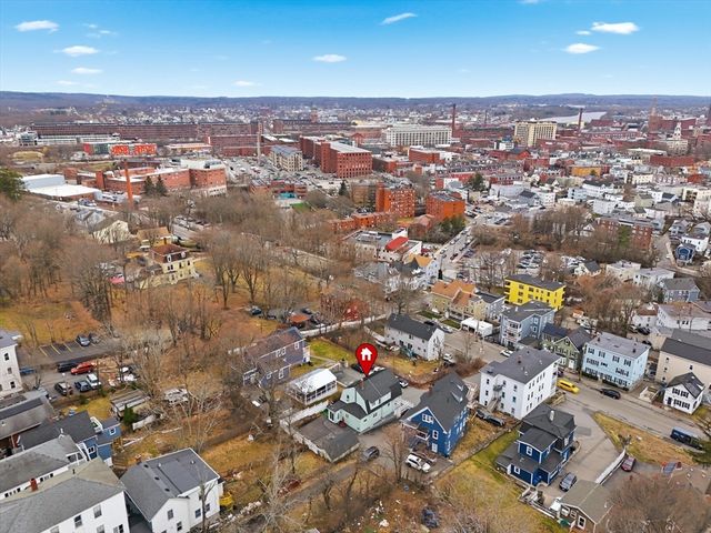 6 Cranshaw Pl, Lawrence, MA 01841