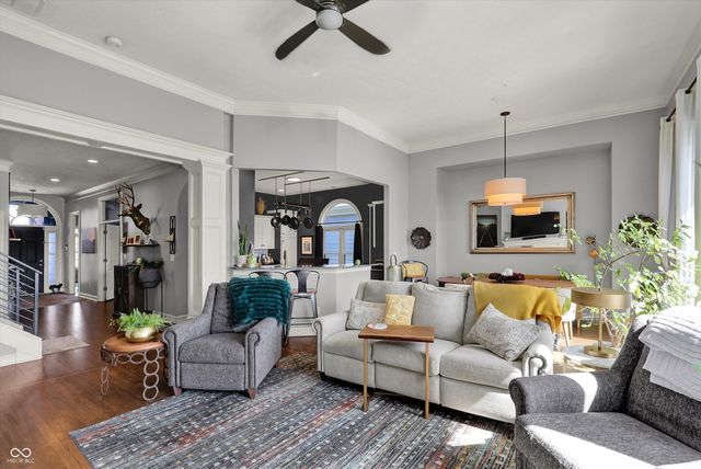 9061 Crystal Lake Drive, Indianapolis, IN 46240