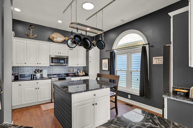 9061 Crystal Lake Drive, Indianapolis, IN 46240